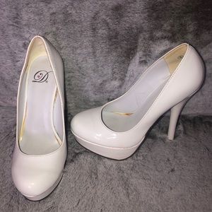 White Pumps